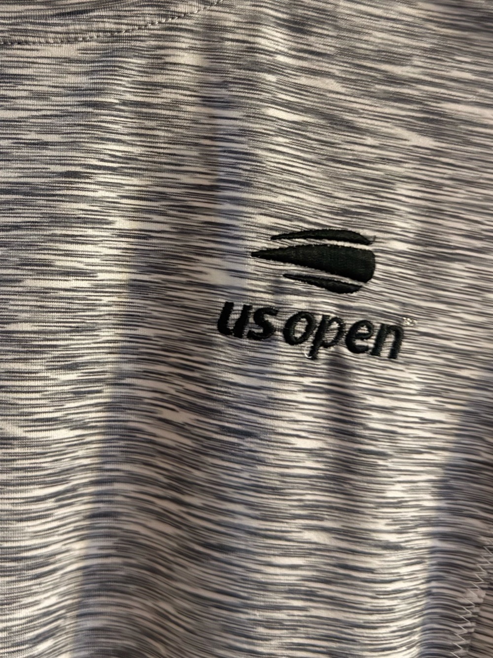 Zero Restriction US Open Heathered Gray & White Performance Top